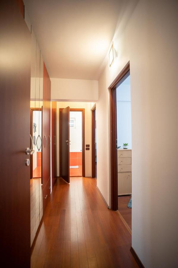 Spacious 2Br Dristor Apartment Bukareszt Zewnętrze zdjęcie